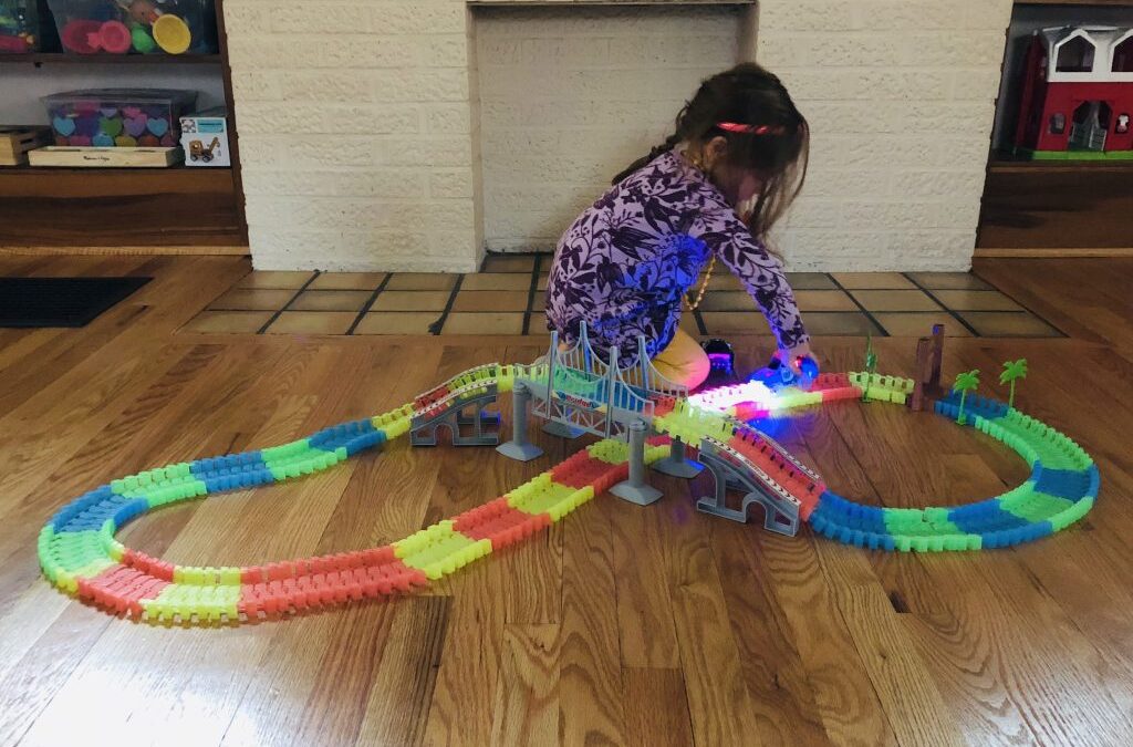 Toy Testing: PicassoTiles Glow in the Dark Race Track Set